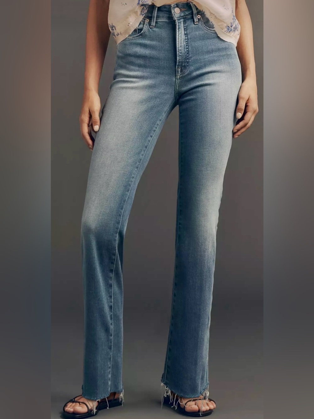 Good American Straight-Leg Jeans. Size 30